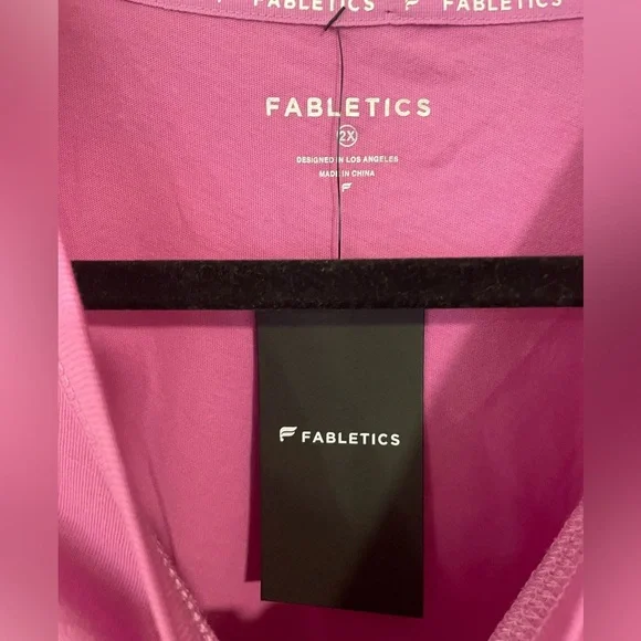 NWT Fabletics Cotton Boxy Tee - Picture 3 of 5